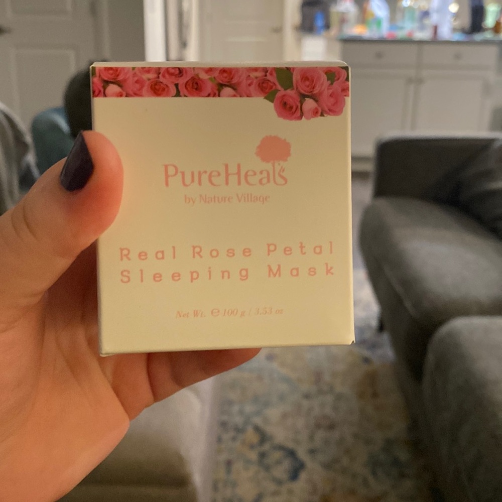 PUREHEALS by Nature Village: REAL ROSE PETAL SLEEPING MASK